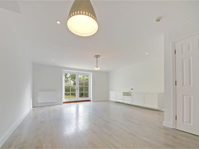 Property image 4 of home to let in Permain Close, Shenley